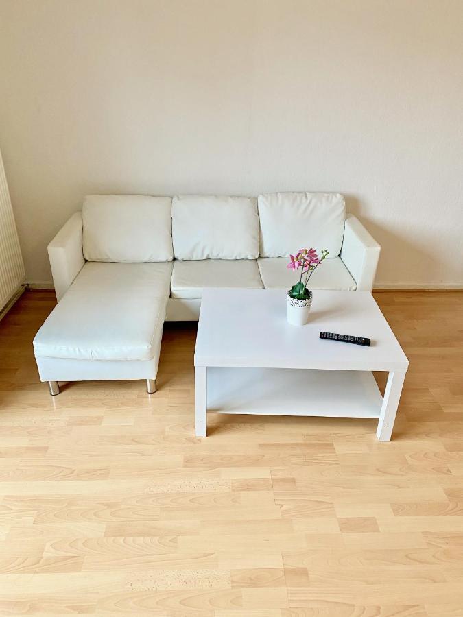 Zentrales Wg-Zimmer 1 Ravensburg, Balkon, Kaminアパートメント エクステリア 写真