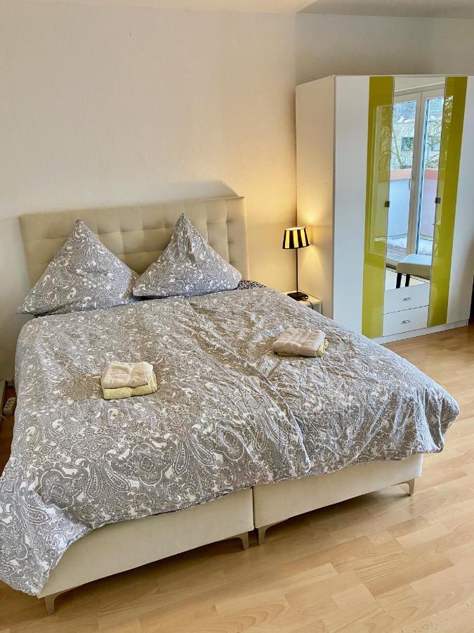Zentrales Wg-Zimmer 1 Ravensburg, Balkon, Kaminアパートメント エクステリア 写真